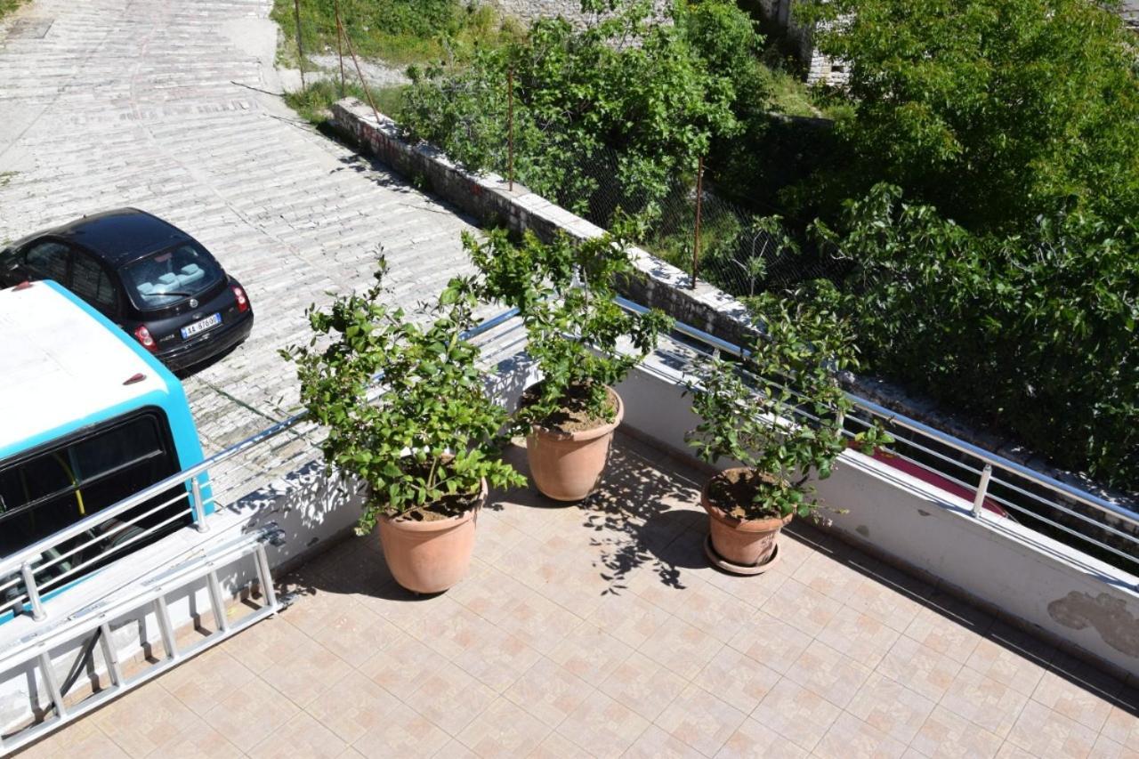 Hotel Brahimi Gjirokaster Ngoại thất bức ảnh