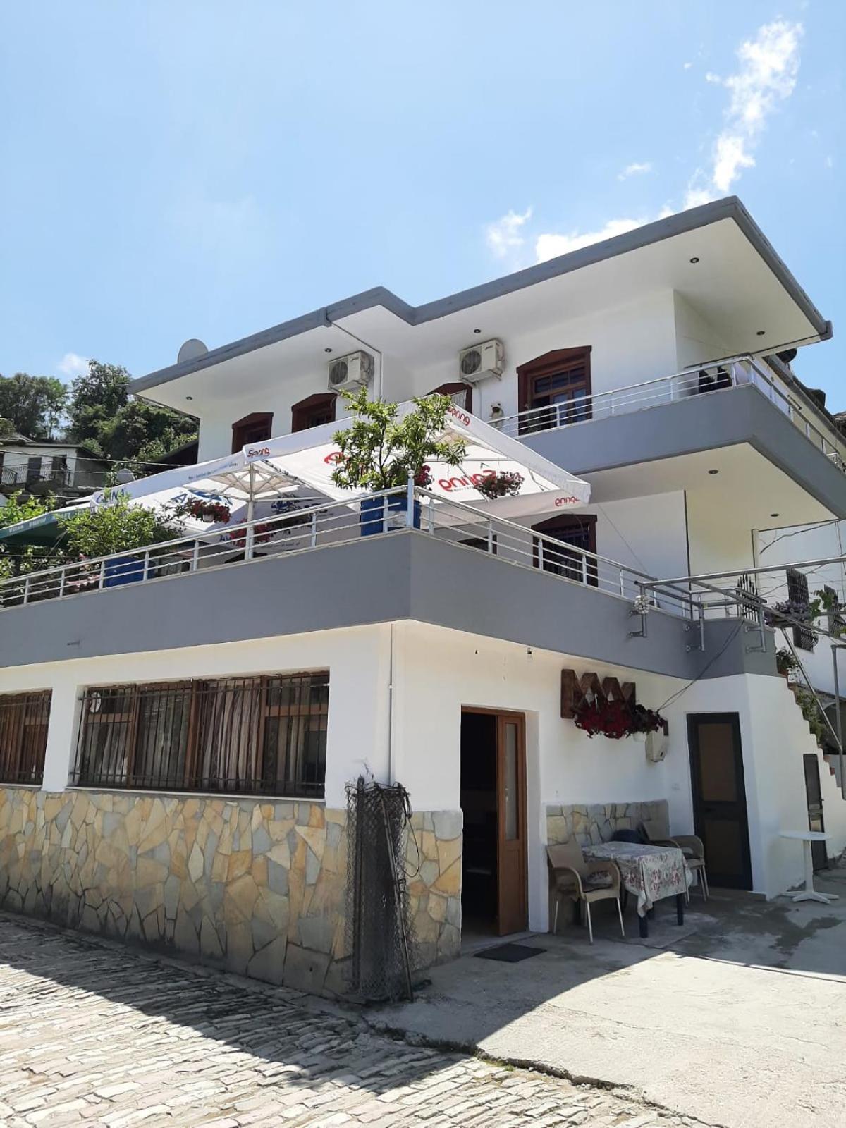 Hotel Brahimi Gjirokaster Ngoại thất bức ảnh